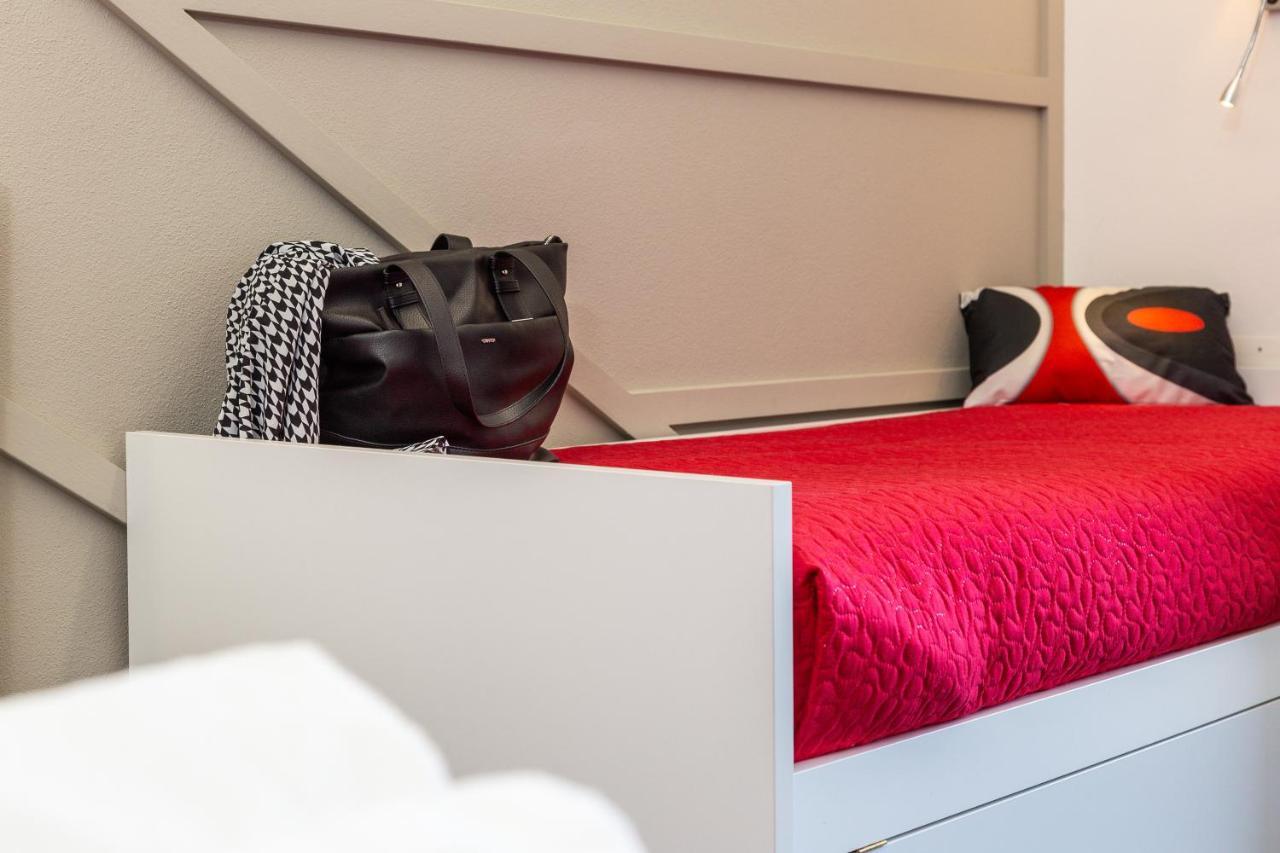Incantos Charme B&B Тортоли Экстерьер фото
